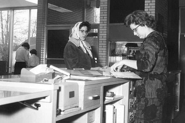 Circulation desk in 1960